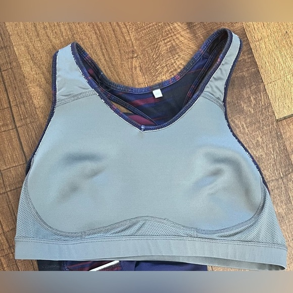 Nike Womens activewear tank top Sz large - Picture 9 of 9
